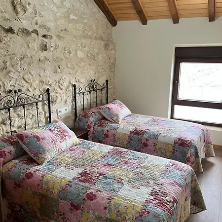 Casa Marite Vivienda De Uso Turistico * Campillo de Aranda